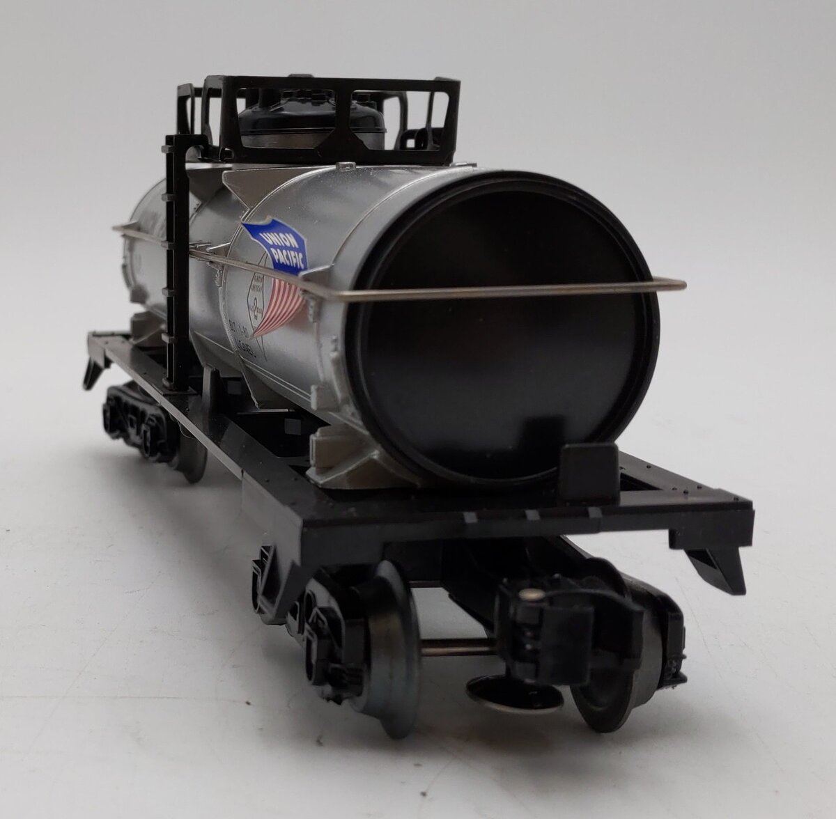 Lionel 6-9367 O Gauge Union Pacific Single Dome Tank Car #9367 VG/Box