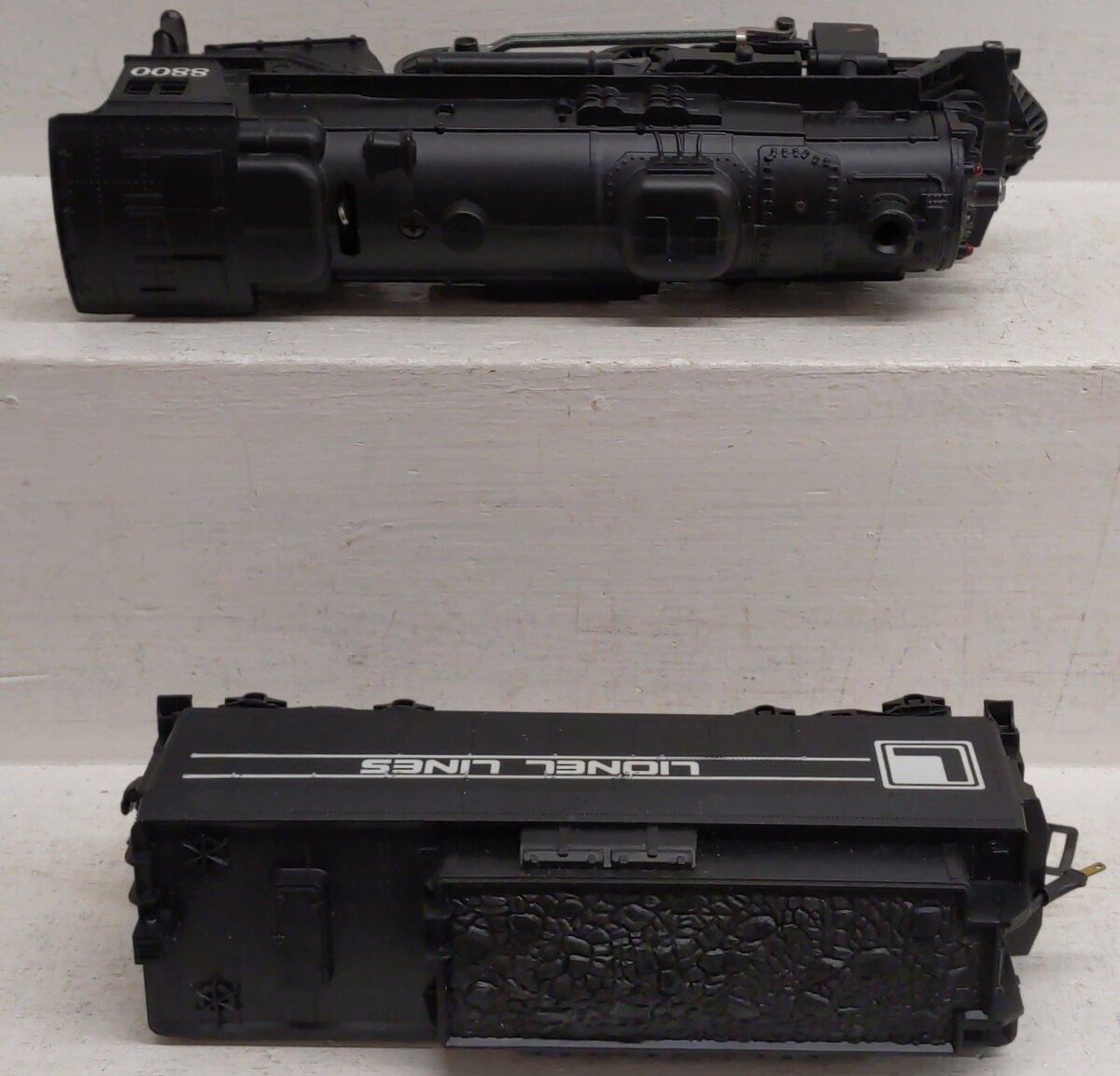 Lionel 6-8800 Lionel Lines 4-4-2 Steam Locomotive & Tender VG/Box