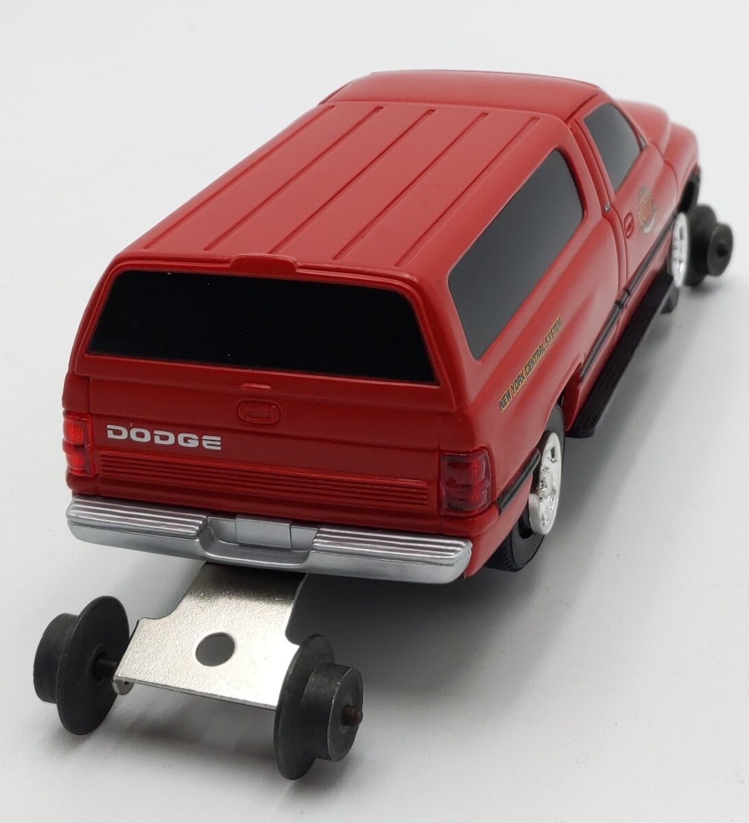Lionel 6-18436 O Gauge New York Central Dodge Ram Track Inspection Truck LN/Box