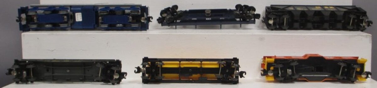 Lionel 6-11717 O Gauge CSX Deluxe Diesel Freight Train Set EX/Box