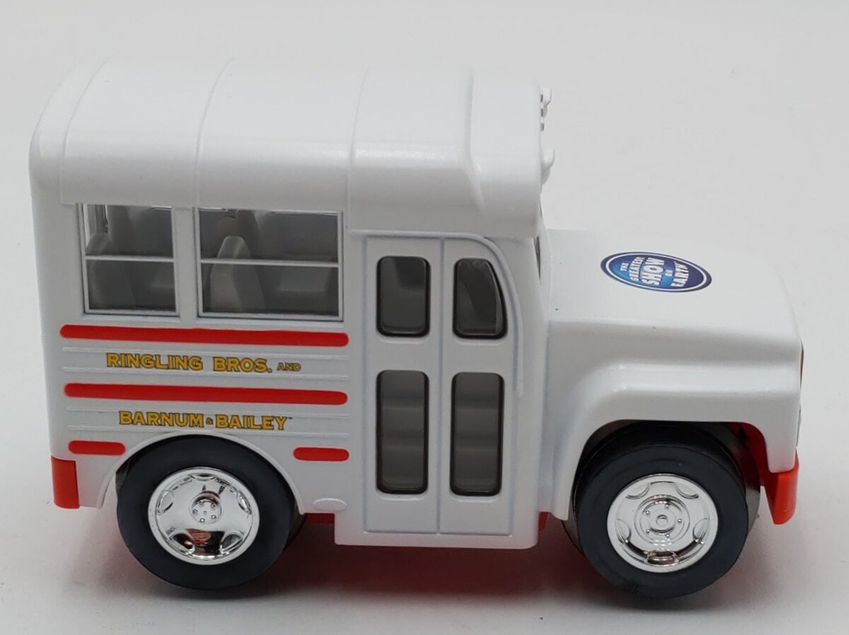 Lionel 6-21549 O Gauge Ringling Bros & Barnum & Bailey Bus LN/Box