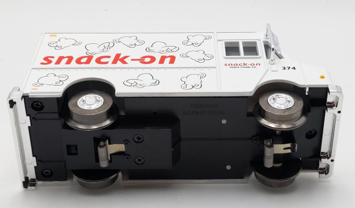 Lionel 6-21577 O Gauge RailRoadster SnackOn Step Van #374 LN/Box