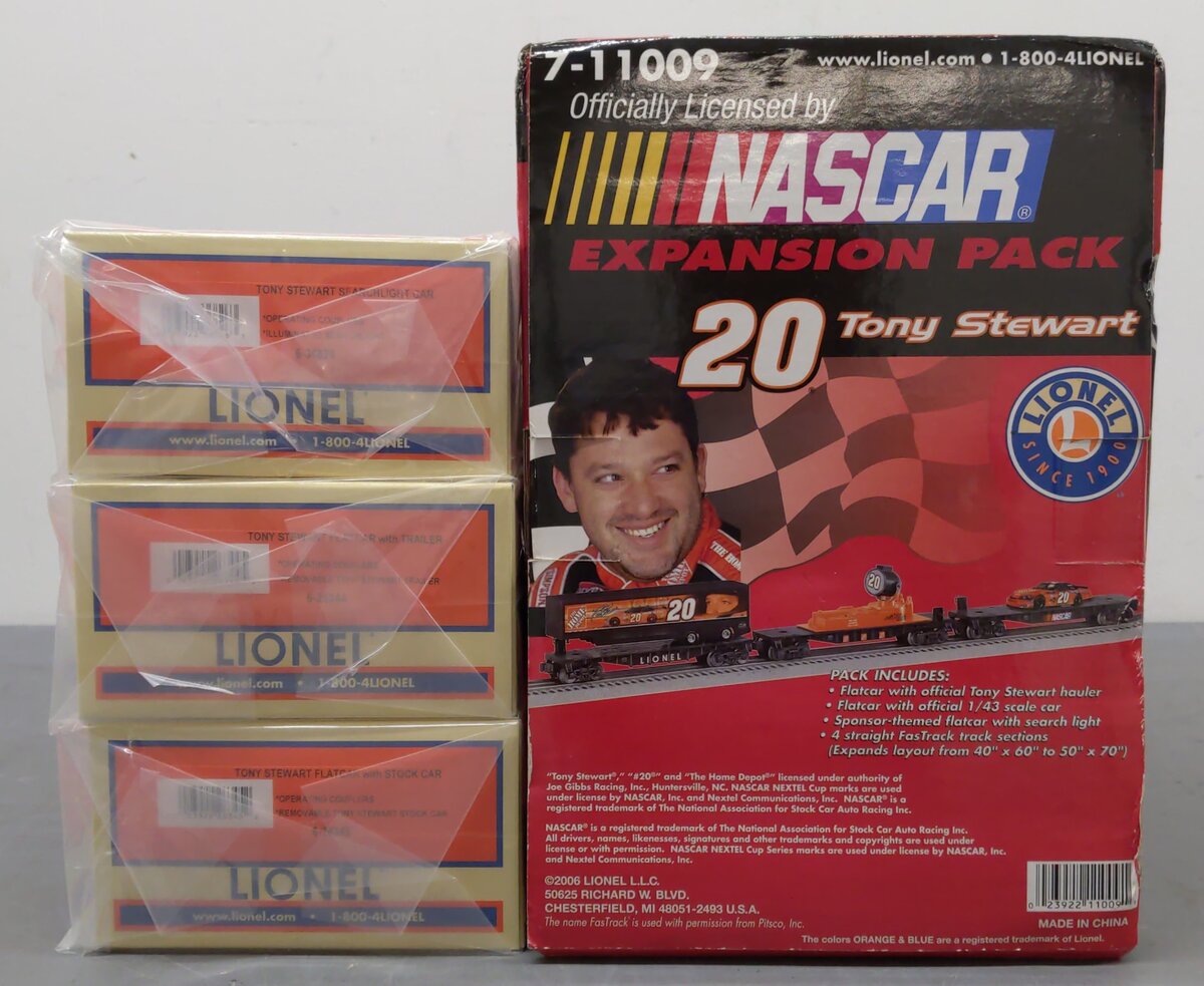 Lionel 7-11009 O Gauge Nascar Tony Stewart Expansion Pack NIB