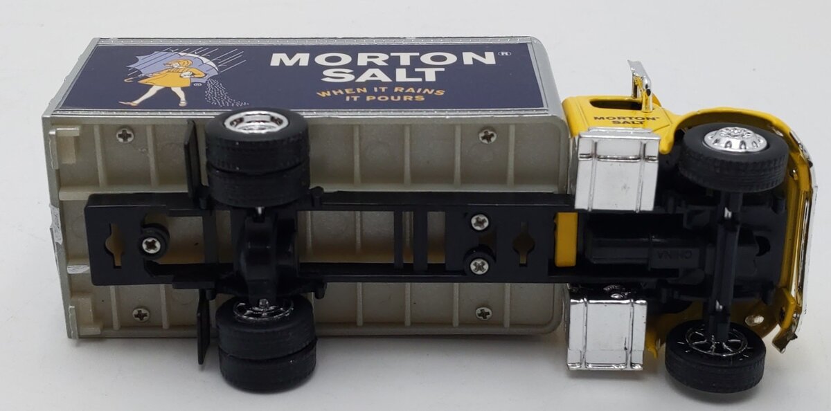 Menards 279-4456 1:48 Diecast Morton Salt Box Truck LN/Box