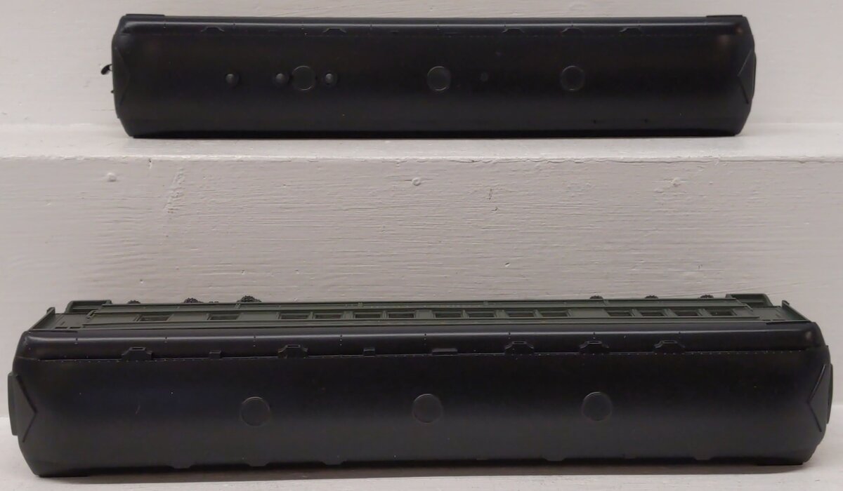 Lionel 6-81763 O Pullman Madison Coach/Diner Car 2-Pack EX/Box