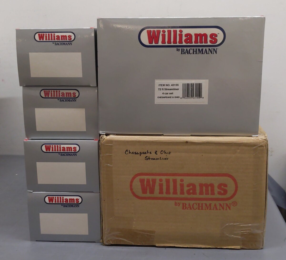 Williams 43155 O Gauge C&O 72 Ft. Streamline Passenger Cars (Set of 4) LN/Box