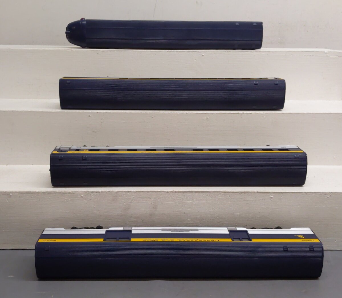 Williams 43155 O Gauge C&O 72 Ft. Streamline Passenger Cars (Set of 4) LN/Box