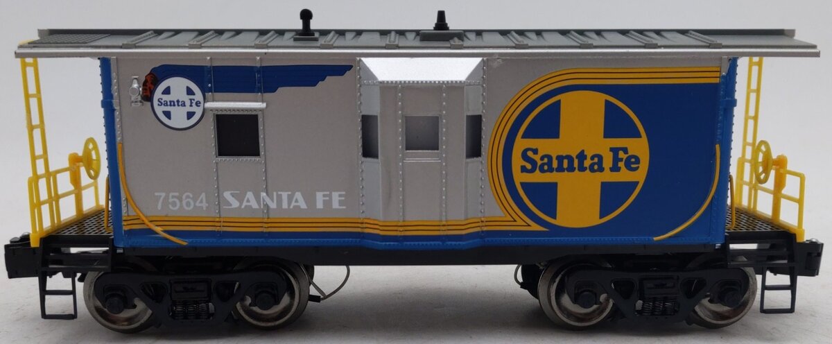 Menards 275-9118 O Gauge Santa Fe Caboose w/ Lights #7564 EX/Box
