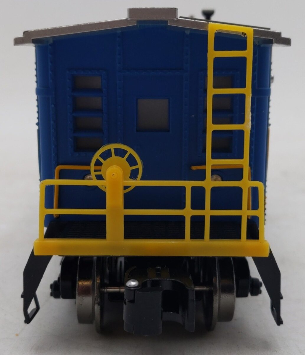 Menards 275-9118 O Gauge Santa Fe Caboose w/ Lights #7564 EX/Box