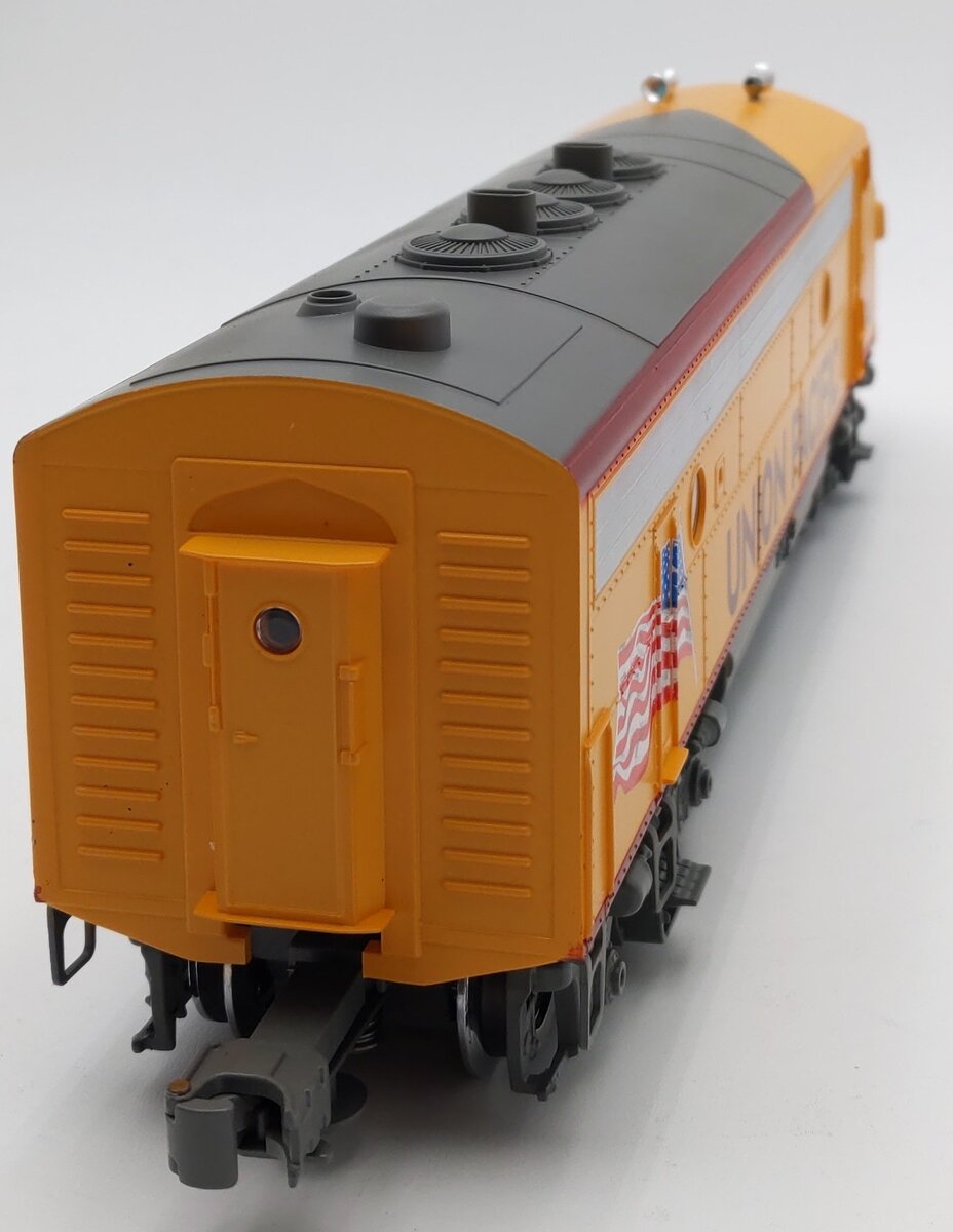 Menards 275-9203 O Gauge Union Pacific RTR Train Starter Set #4694/#00000 LN/Box