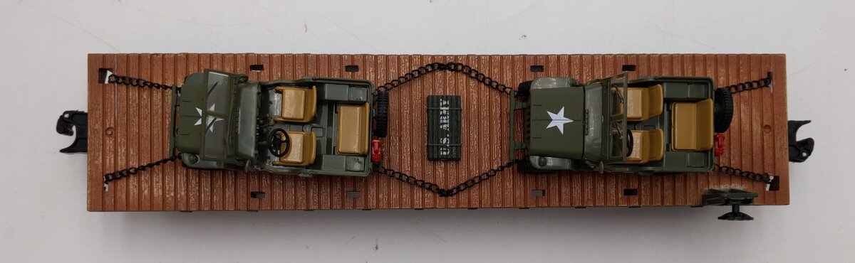 Menards 279-3380 O Army Flatcar w/ Two Jeeps #12725 LN/Box