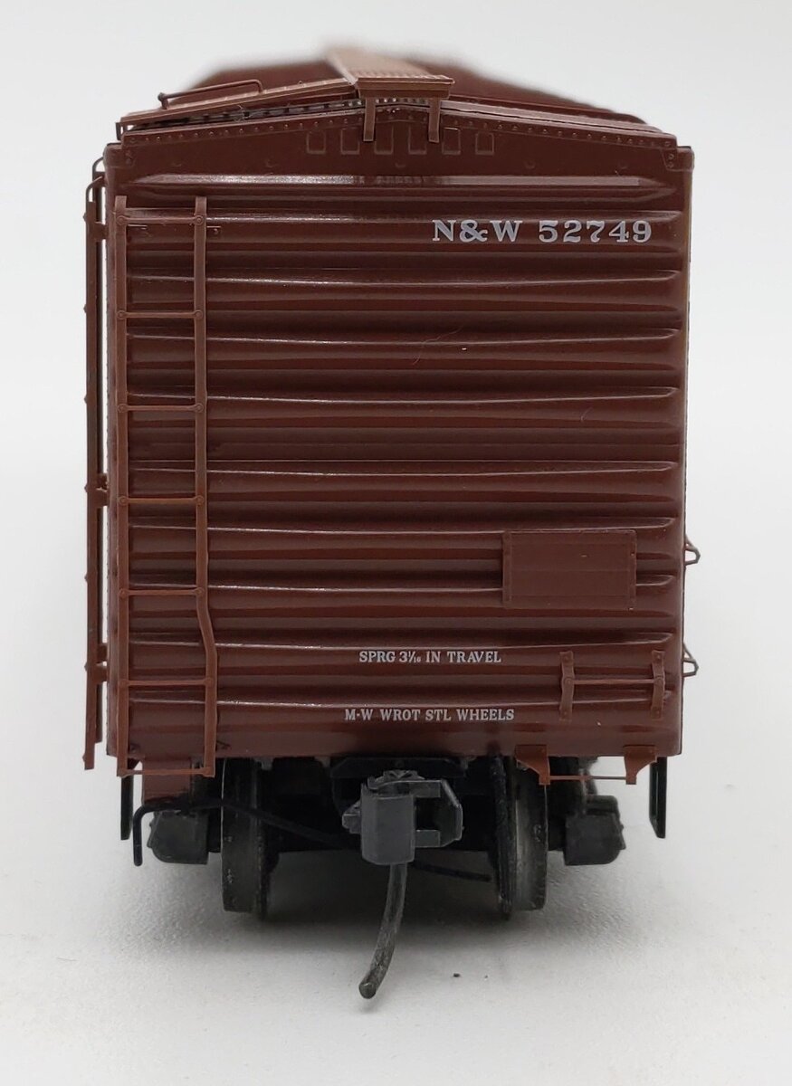 Kadee 6705 HO Norfolk & Western 50' PS-1 Boxcar #52749 EX/Box