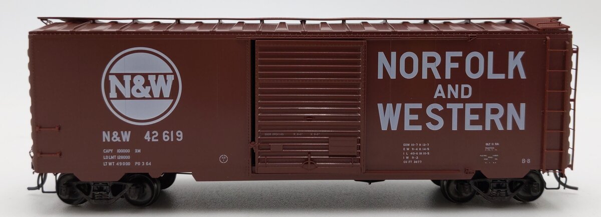Kadee 5241 HO Norfolk & Western 40' PS-1 Boxcar #42619 EX/Box