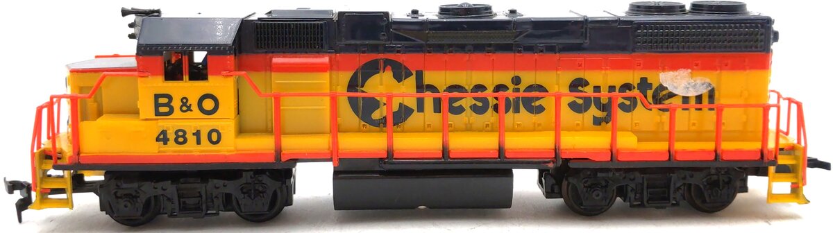 Life Like HO Chessie System B&O GP-38 Diesel Locomotive #4810 EX
