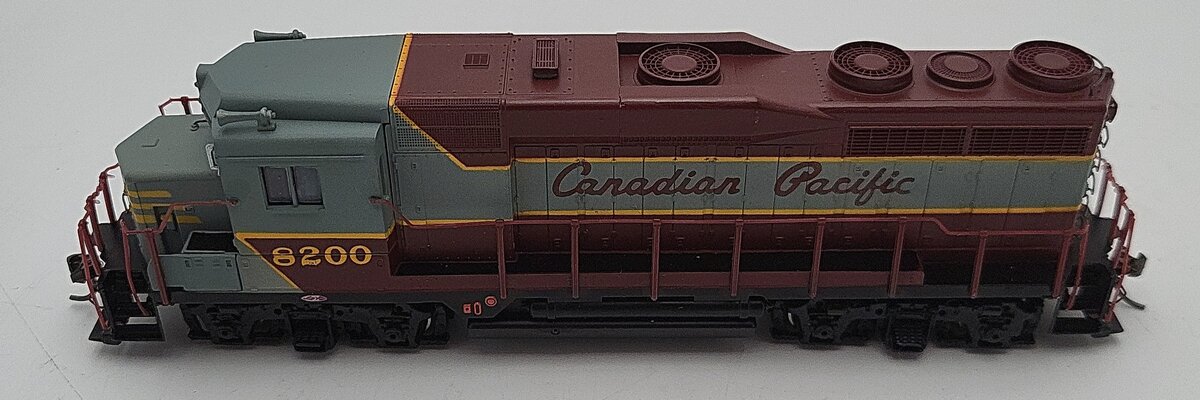 Spectrum 82018 HO Scale Canadian Pacific Powered GP-30 Diesel Locomotive #8200 EX