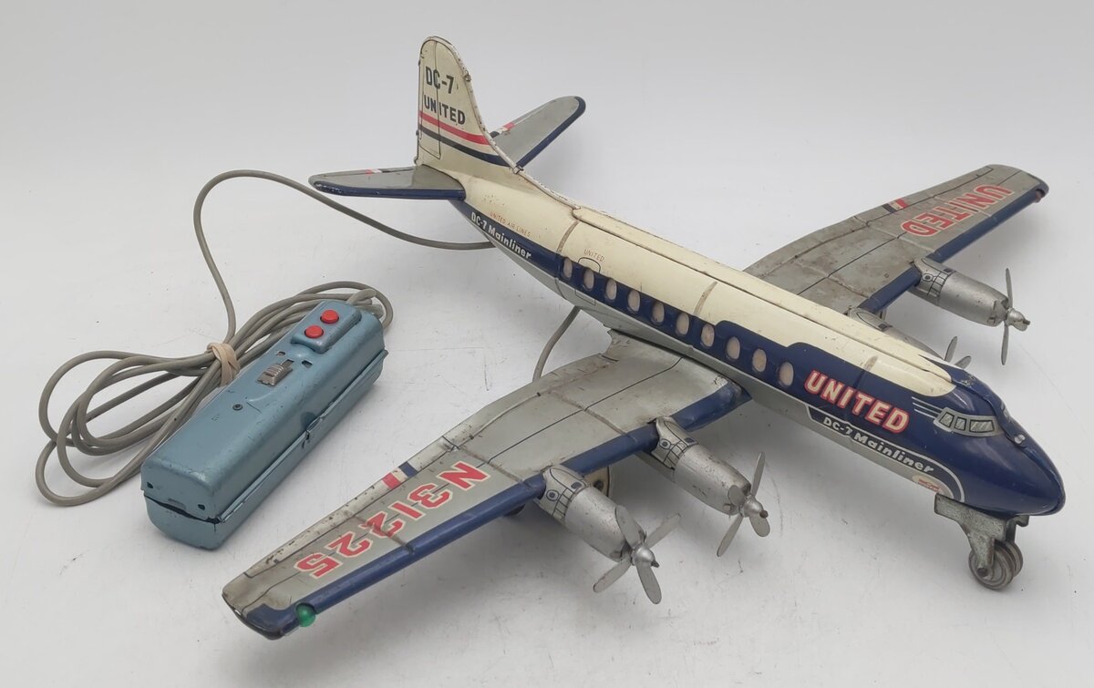 Nomura Vintage Tinplate United DC-7 Mainliner Battery Operated Toy VG