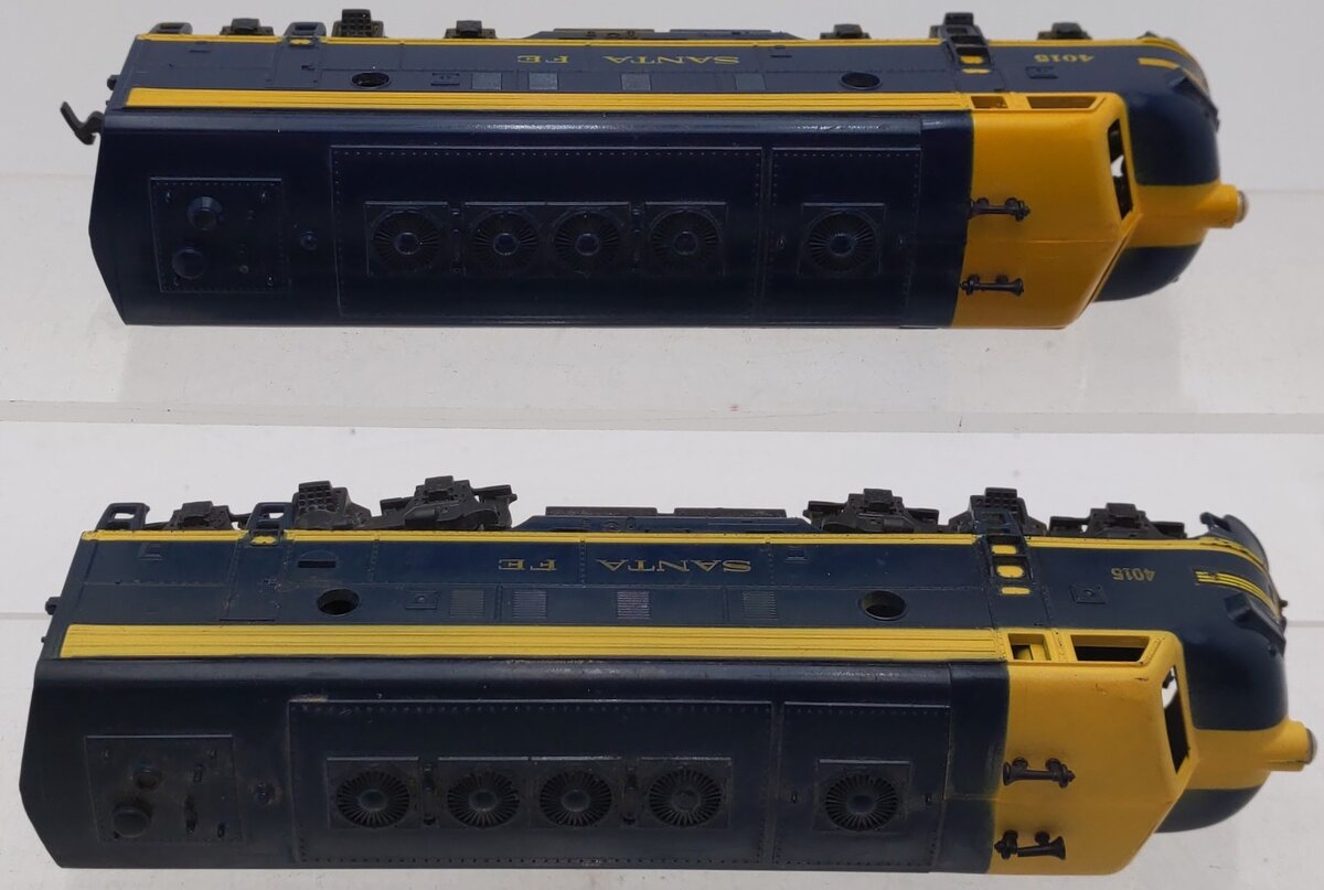 Tyco F7A Santa Fe Powered & Dummy AA Diesel Locomotive Set #4015