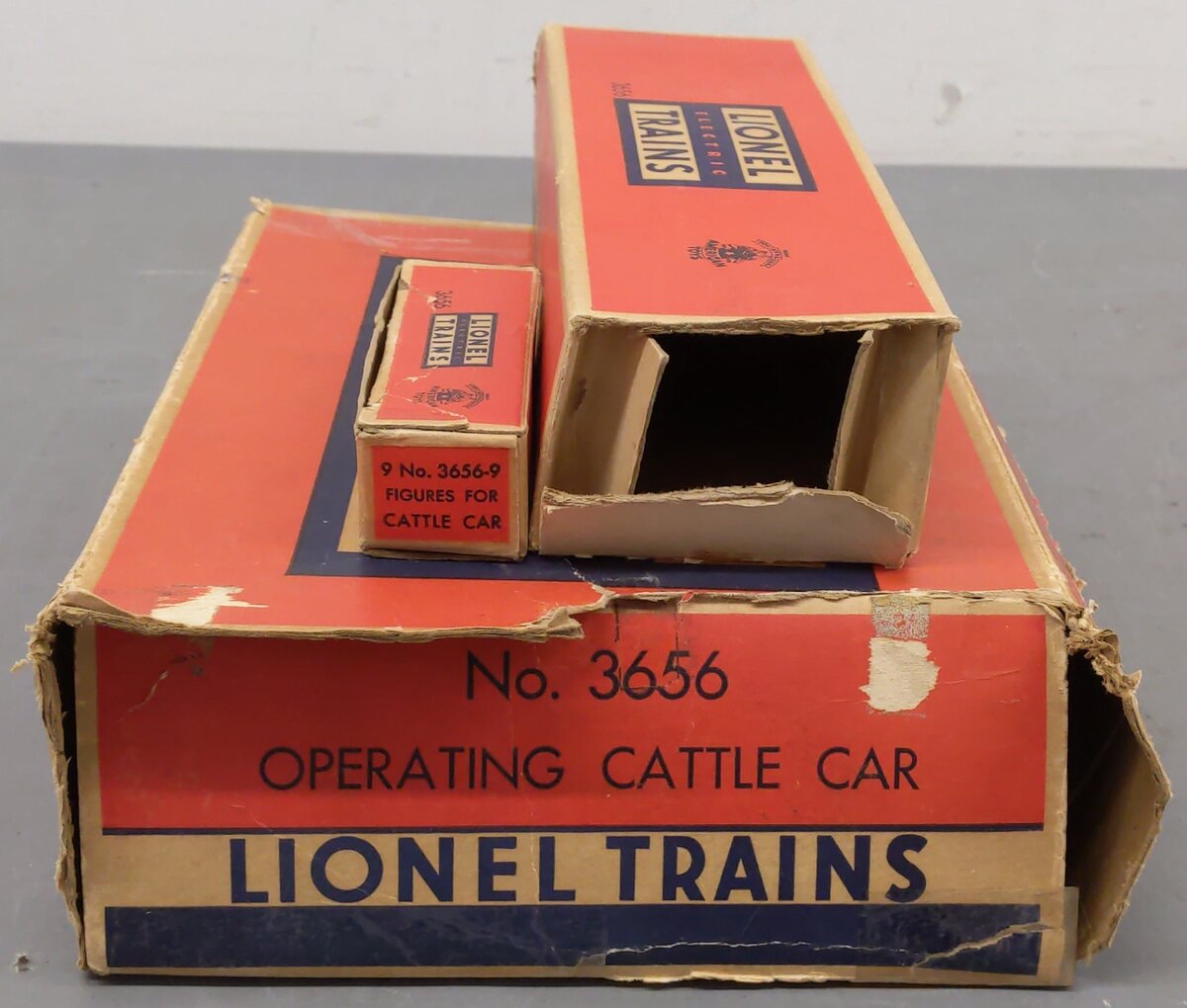 Lionel O Gauge Vintage Accessories; 3462P x 2, 3472, x 2, 3656, [5] VG/Box