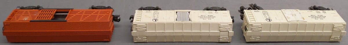 Lionel O Gauge Vintage Accessories; 3462P x 2, 3472, x 2, 3656, [5] VG/Box