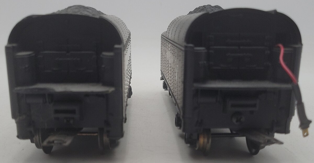 Lionel O Gauge Assorted Lionel Lines & Pennsylvania Tenders [2] EX