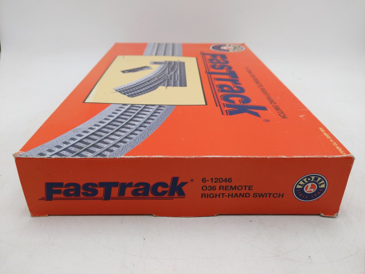 Lionel 6-12046 O Gauge O36 Right Hand Remote-Control FasTrack Switch/Turnout EX/Box