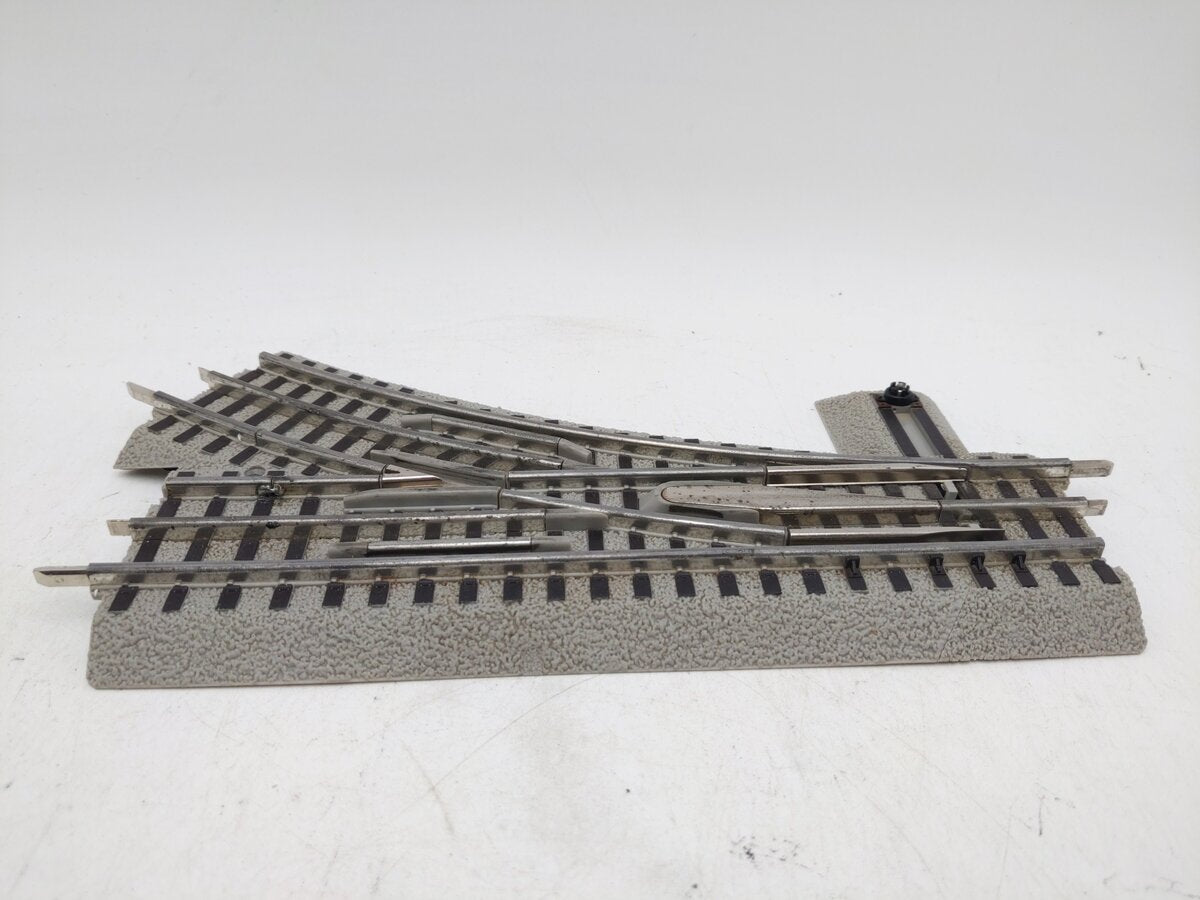 Lionel 6-12046 O Gauge O36 Right Hand Remote-Control FasTrack Switch/Turnout EX/Box