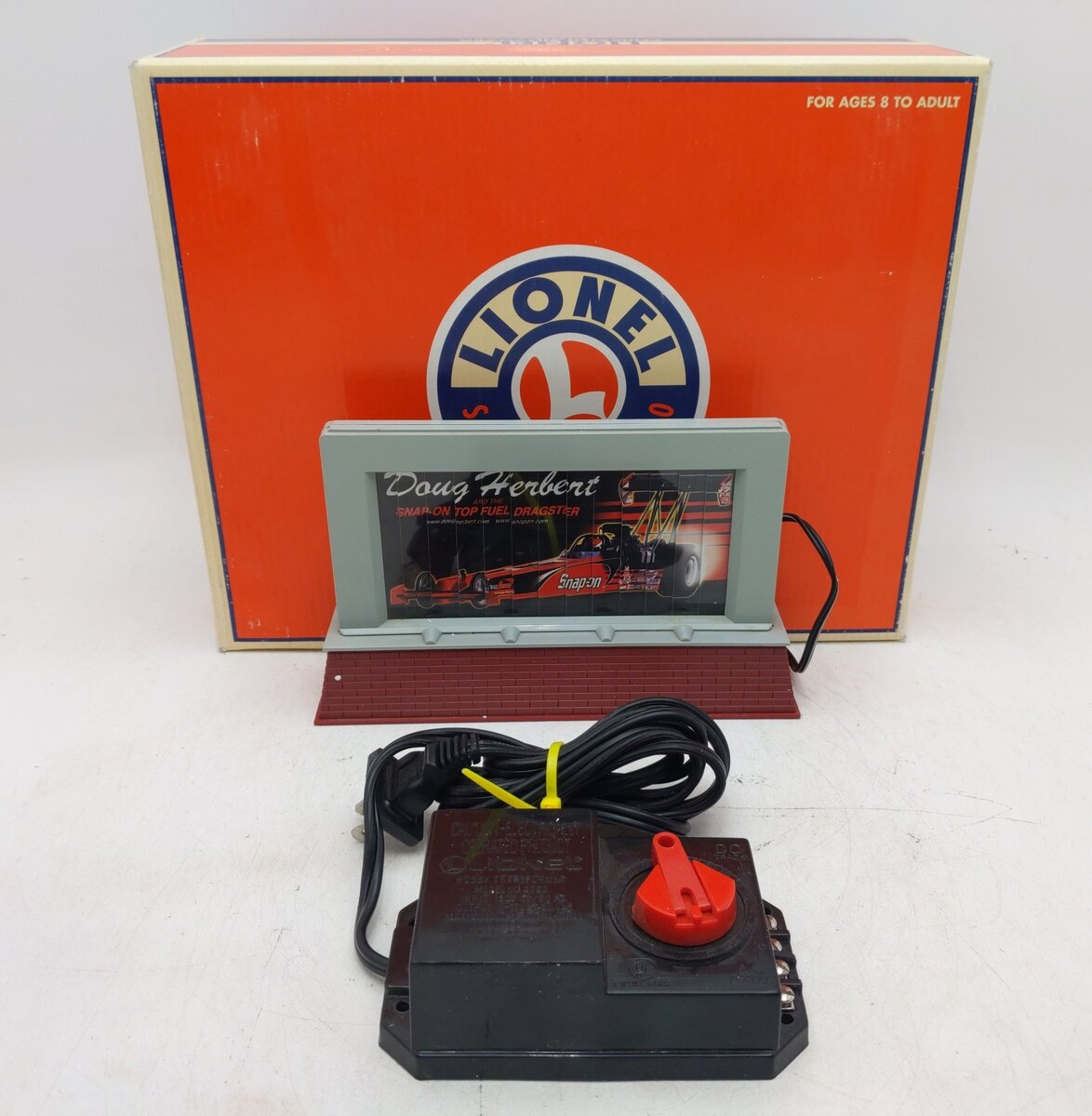 Lionel 6-14138 Snap On Animated Billboard & Transformer Set EX/Box