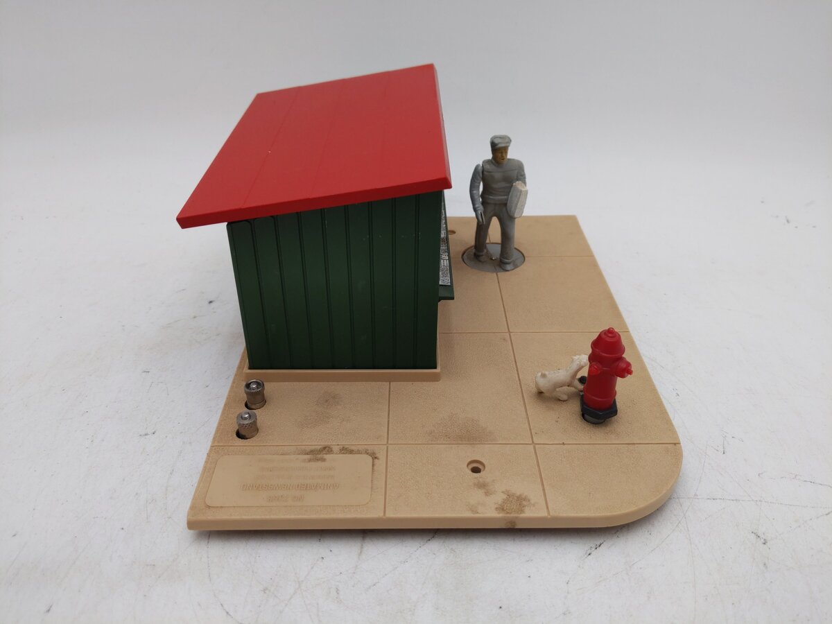 Lionel 6-2308 O Gauge Animated News Stand EX/Box