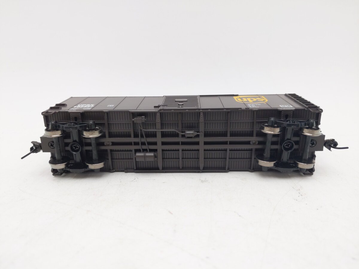 Walthers 910-1218 HO UPS 40' AAR Modernized 1948 Boxcar RTR #102527 EX/Box