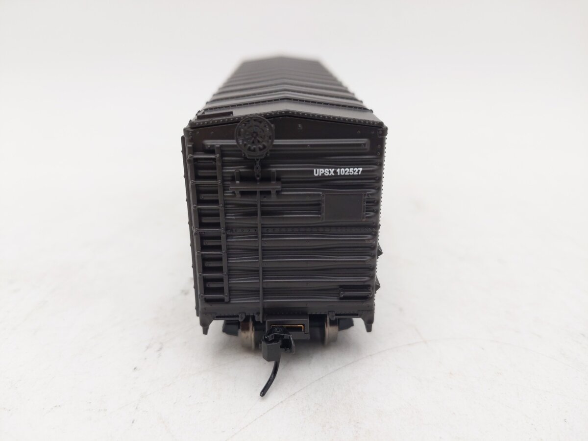 Walthers 910-1218 HO UPS 40' AAR Modernized 1948 Boxcar RTR #102527 EX/Box
