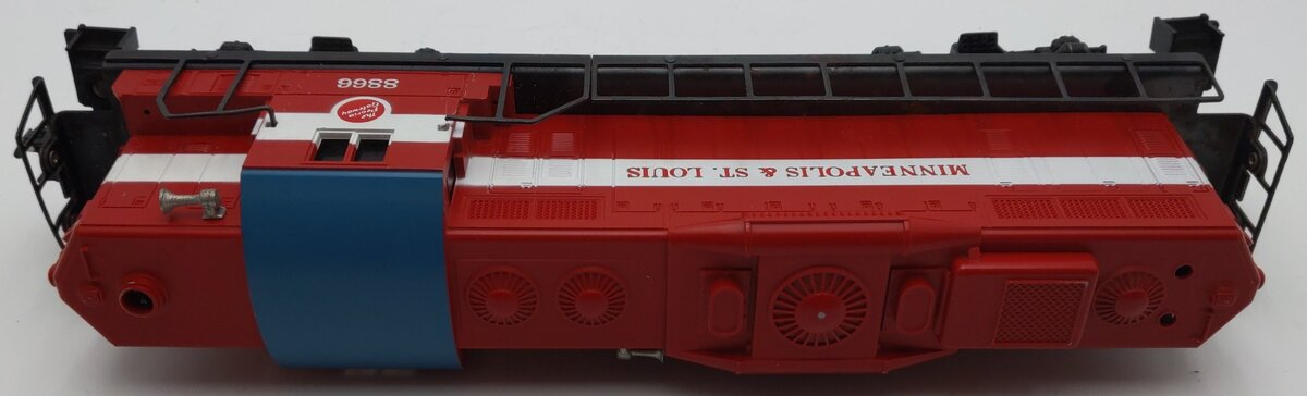 Lionel 6-8866 O Gauge Minneapolis and St. Louis GP-9 Powered Diesel Locomotive VG