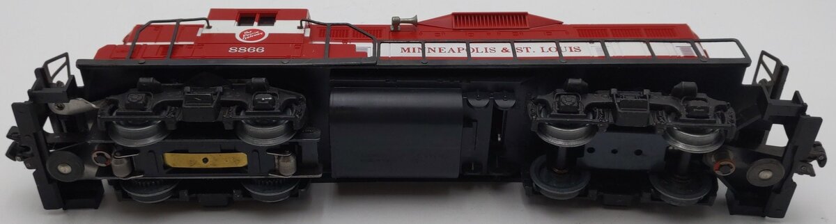 Lionel 6-8866 O Gauge Minneapolis and St. Louis GP-9 Powered Diesel Locomotive VG