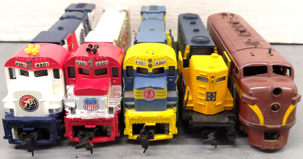 Tyco & AHM Assorted HO Scale Diesel Locomotives [5] VG