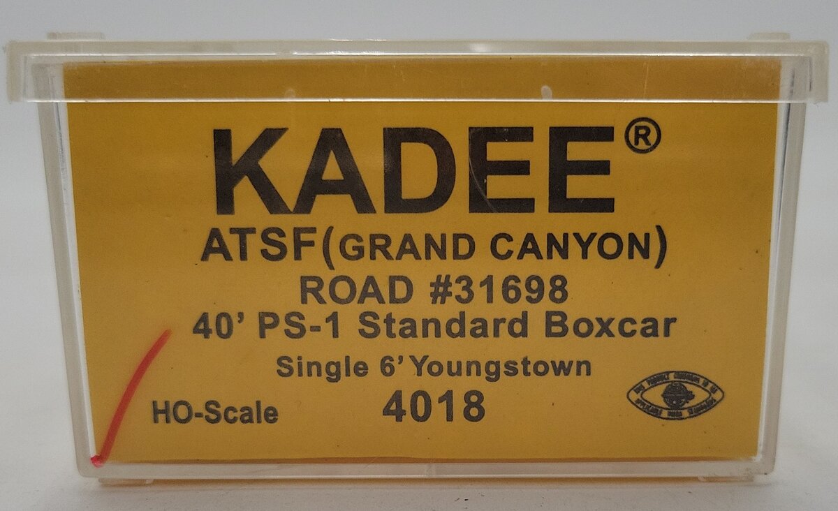 Kadee 4018 HO Atchison, Topeka & Santa Fe 40' PS-1 Boxcar #31698 LN/Box
