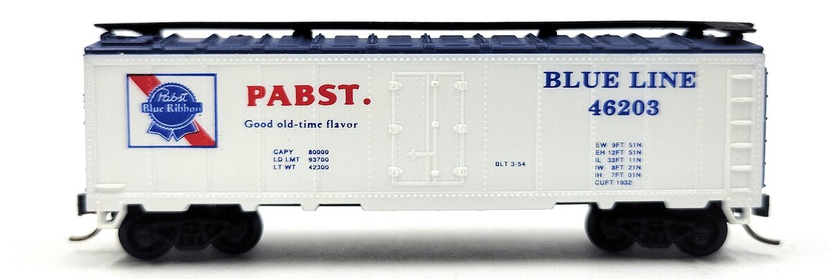 Model Power 3722 N Pabst Blue Line Reefer Car #46203 LN/Box