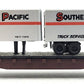 Atlas 3744 N Scale South Pacific Piggyback Flat Car w/ Trailers EX/Box