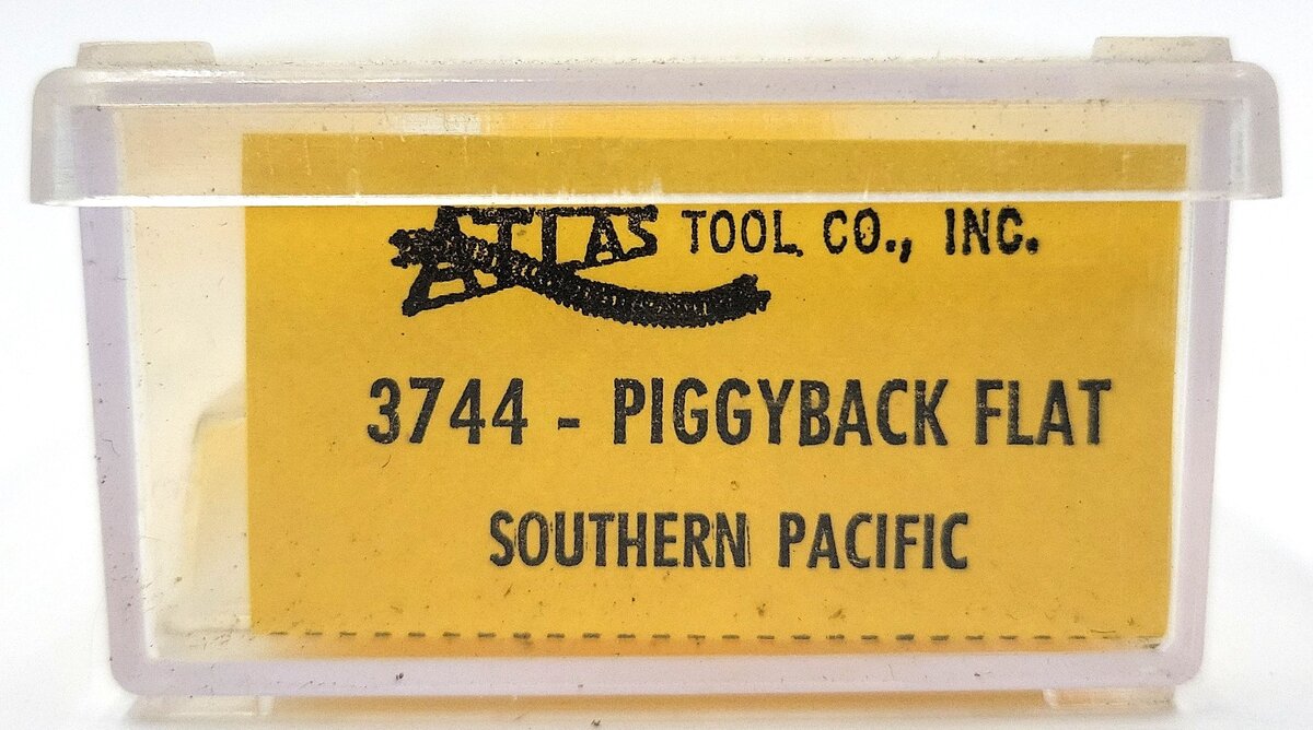 Atlas 3744 N Scale South Pacific Piggyback Flat Car w/ Trailers EX/Box