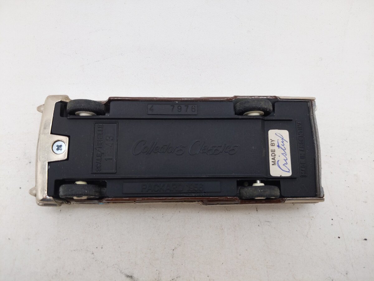 Collector's Classics 47976 1:43 1956 Packard Caribbean EX/Box