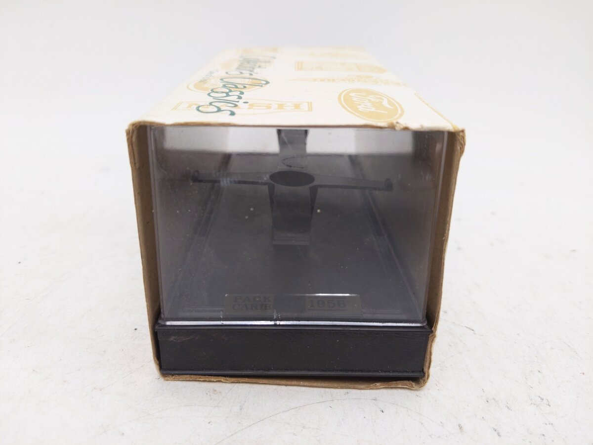 Collector's Classics 47976 1:43 1956 Packard Caribbean EX/Box