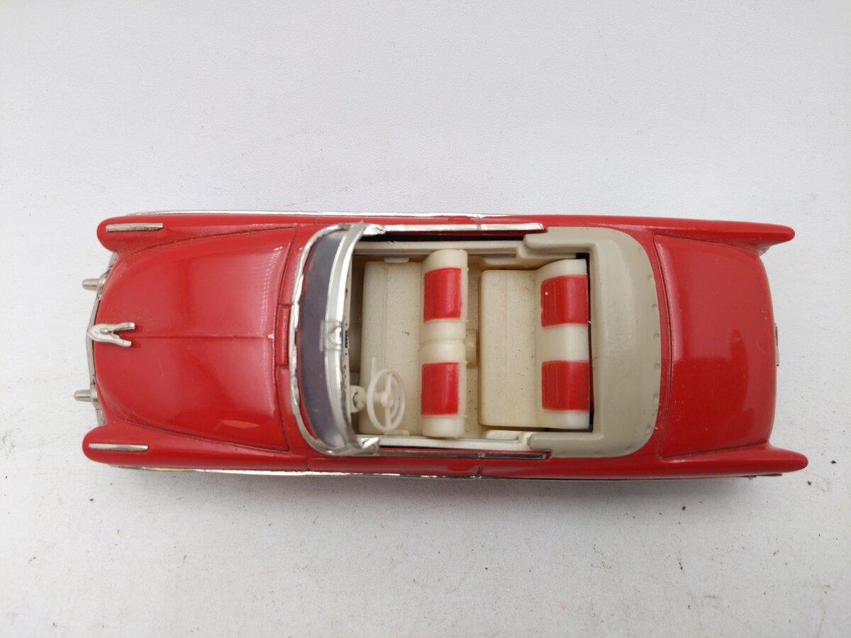 Collector's Classics 53799 1:43  1956 De Soto Fireflite EX/Box