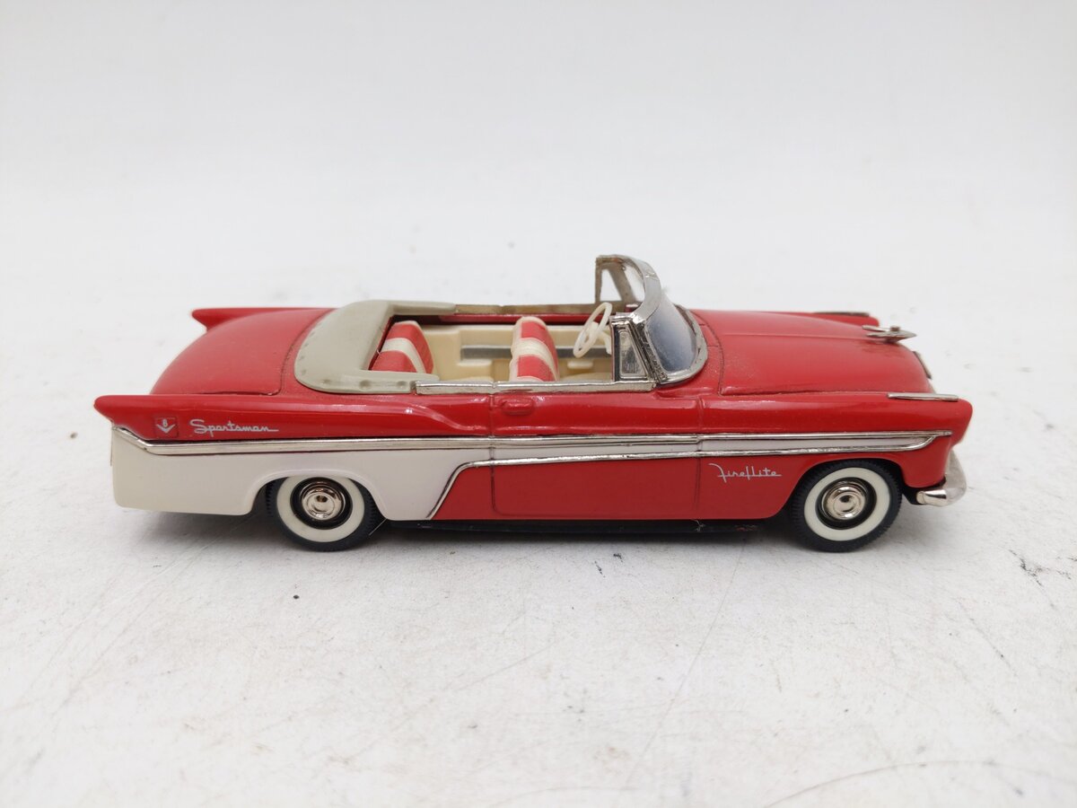 Collector's Classics 53799 1:43  1956 De Soto Fireflite EX/Box