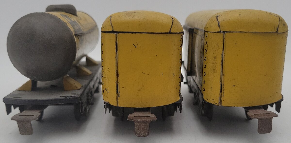 O Gauge Assorted Prewar C&S, Santa Fe Freight Cars #553 & #817 [3] VG