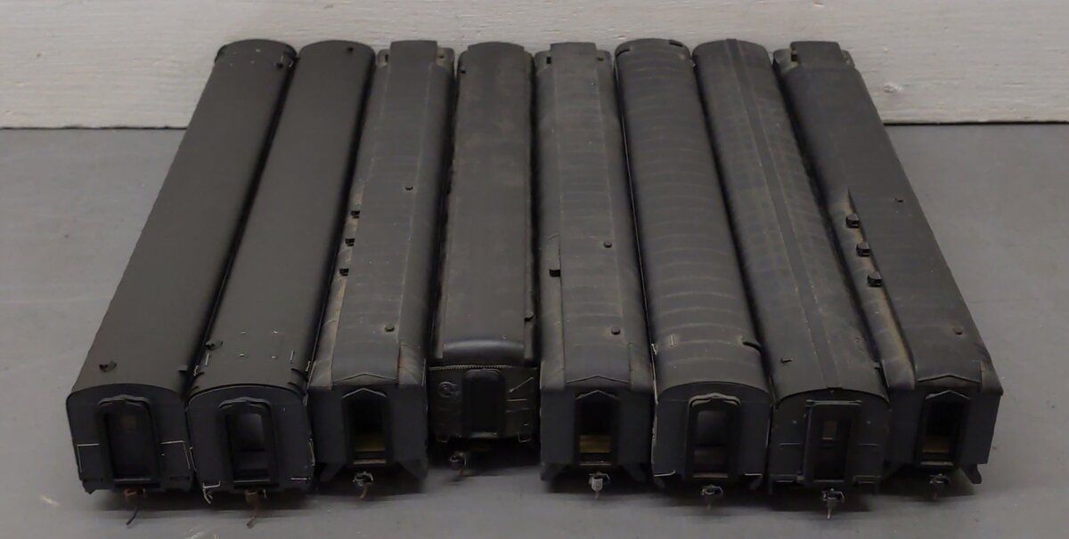 Assorted HO Scale New York Central Passenger Coach Cars [8] EX