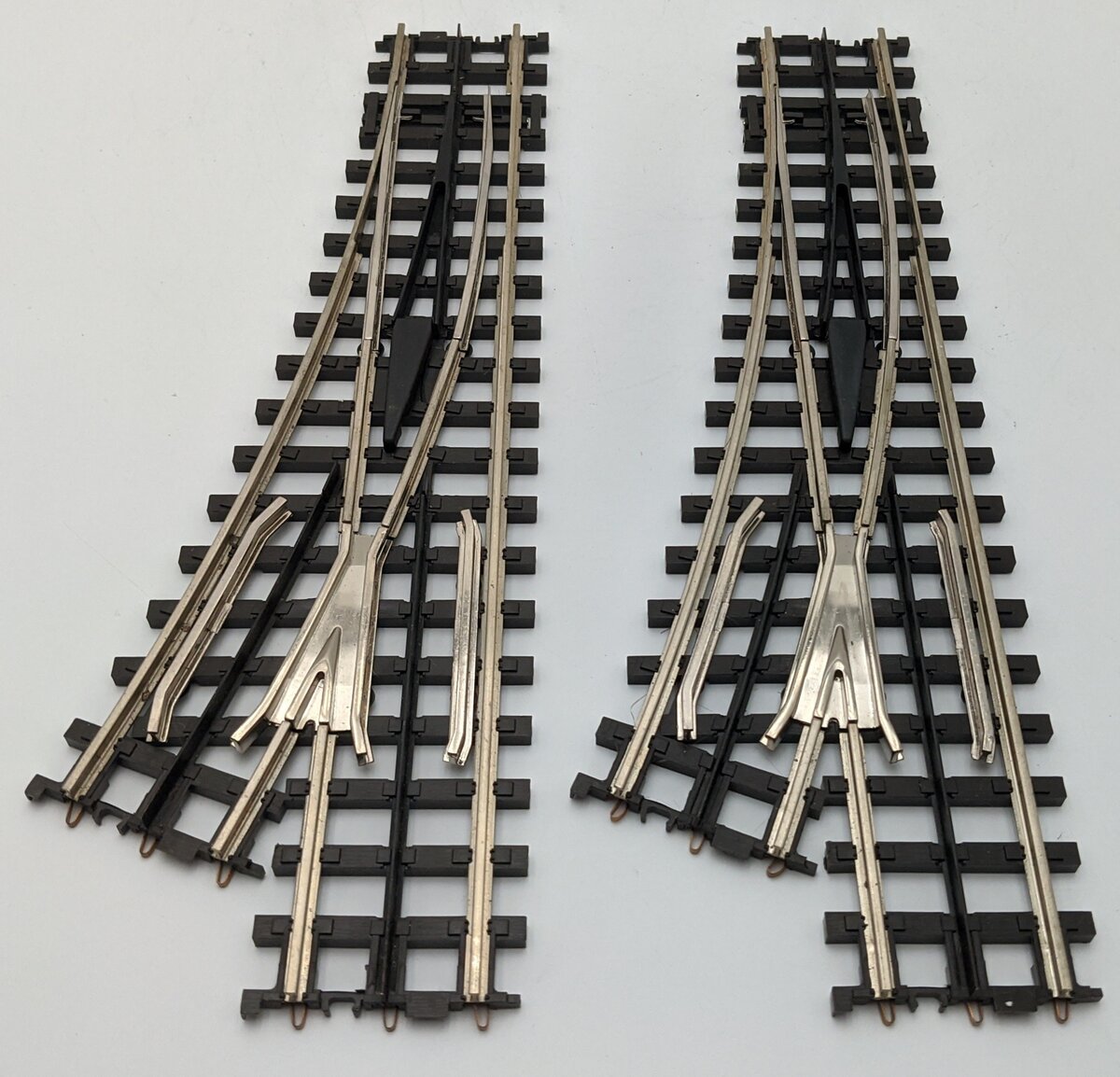 MTH 45-1009 O54 ScaleTrax Nickel Silver Right Hand Turnouts (2) EX