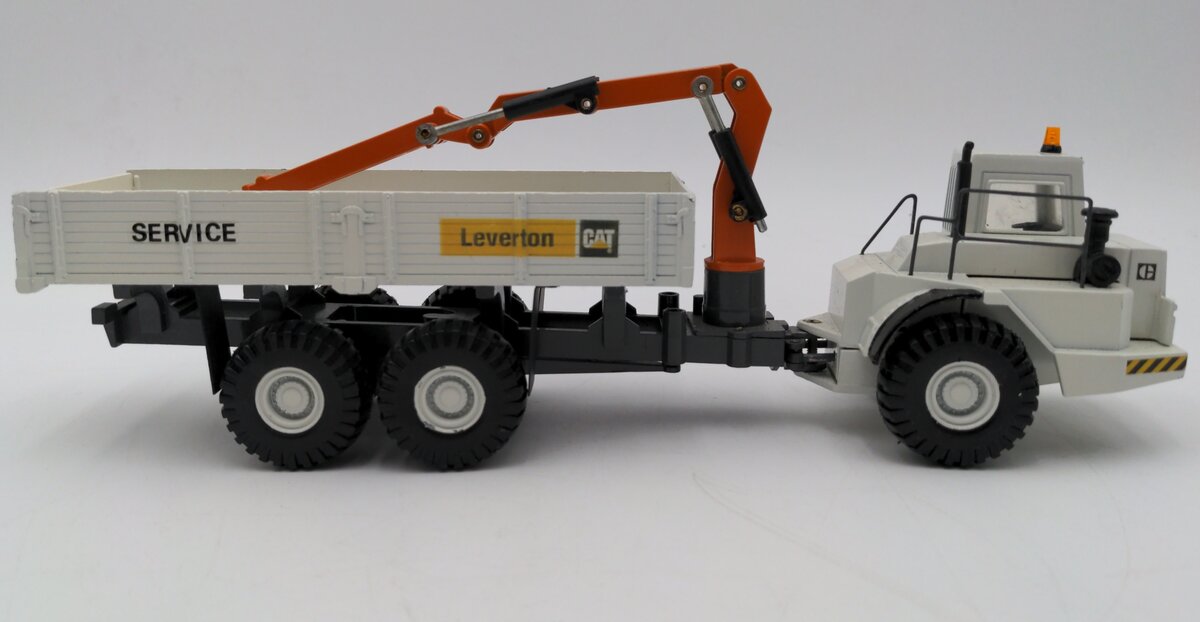 Ertl Leverton CAT White Flatbed With Orange Crane VG