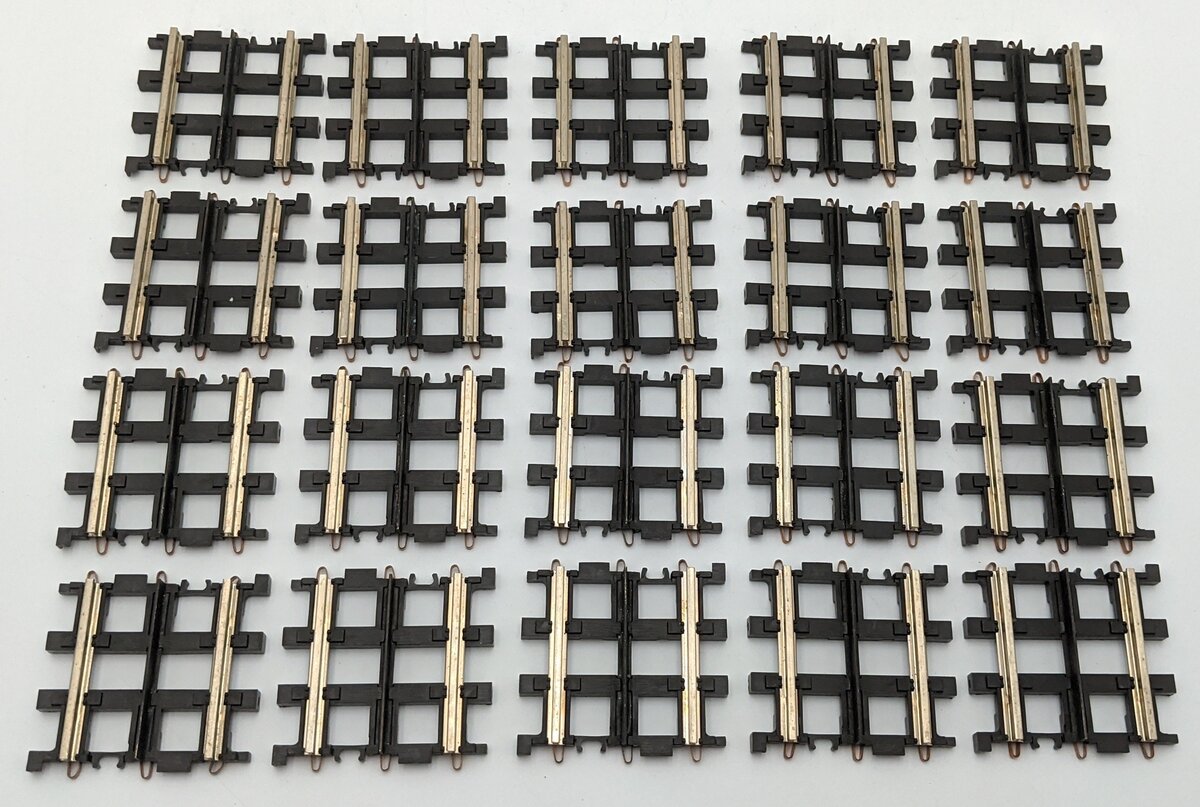MTH 45-1011 ScaleTrax 1.75" Straight Track (20) EX