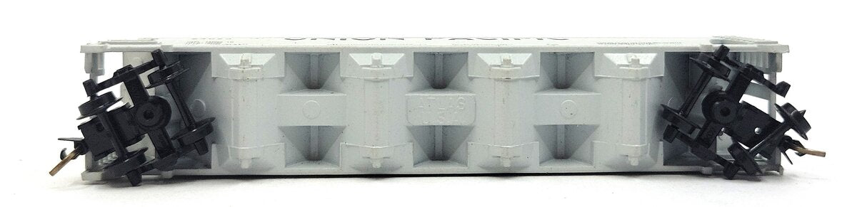 Atlas 3701 N Scale Union Pacific Centerflow Hopper Car #24023 LN/Box