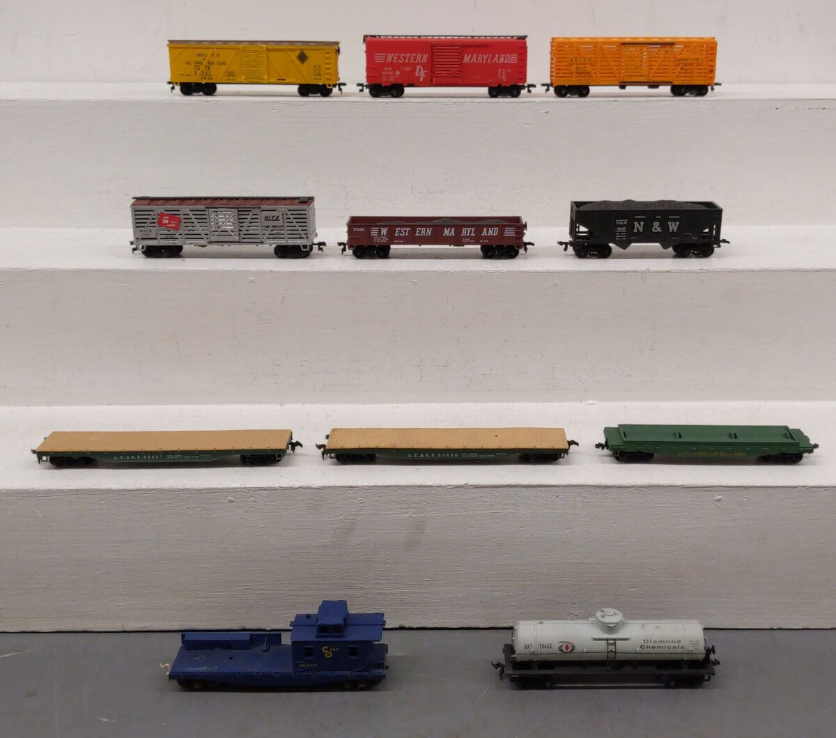 Lionel, AHM, Mantua & Other HO Scale Freight Cars [11] VG