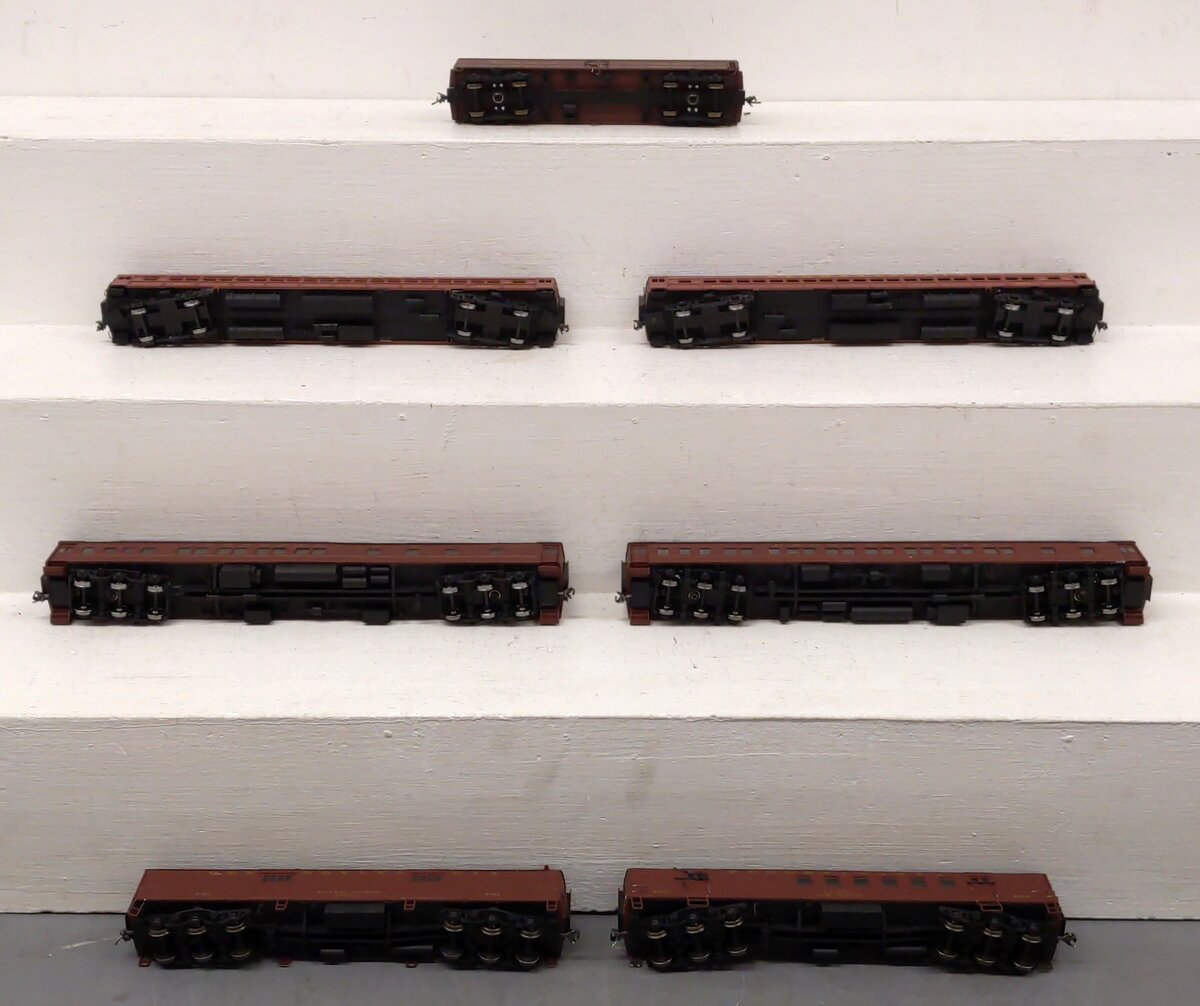 Assorted HO Scale Pennsylvania Railroad Passenger and Freight Cars [7] EX