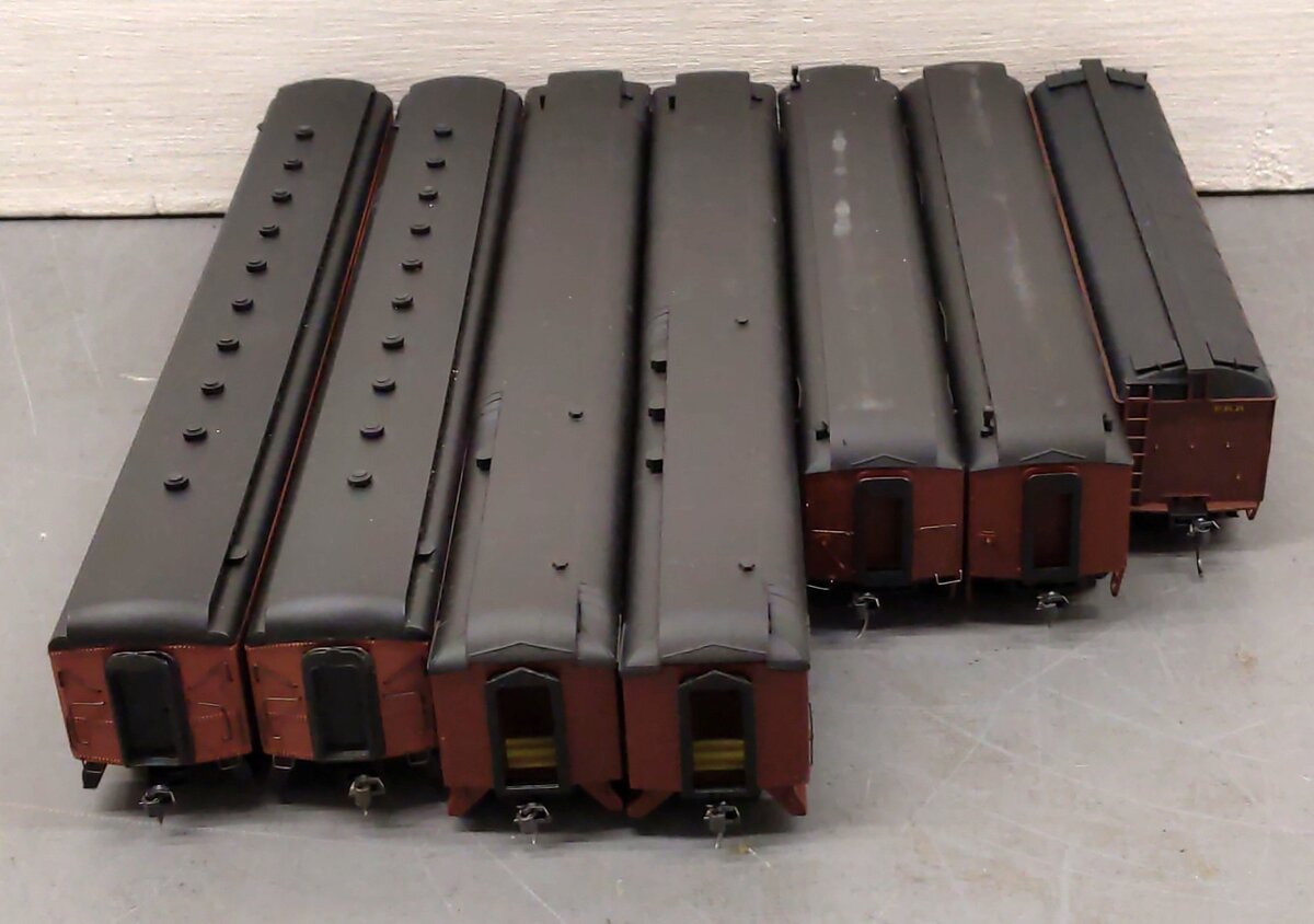 Assorted HO Scale Pennsylvania Railroad Passenger and Freight Cars [7] EX